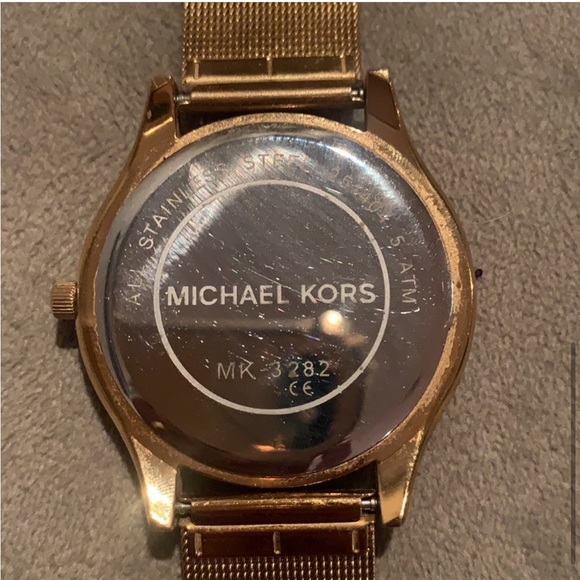 Michael Kors Slim runway mesh watch - Picture 5 of 8
